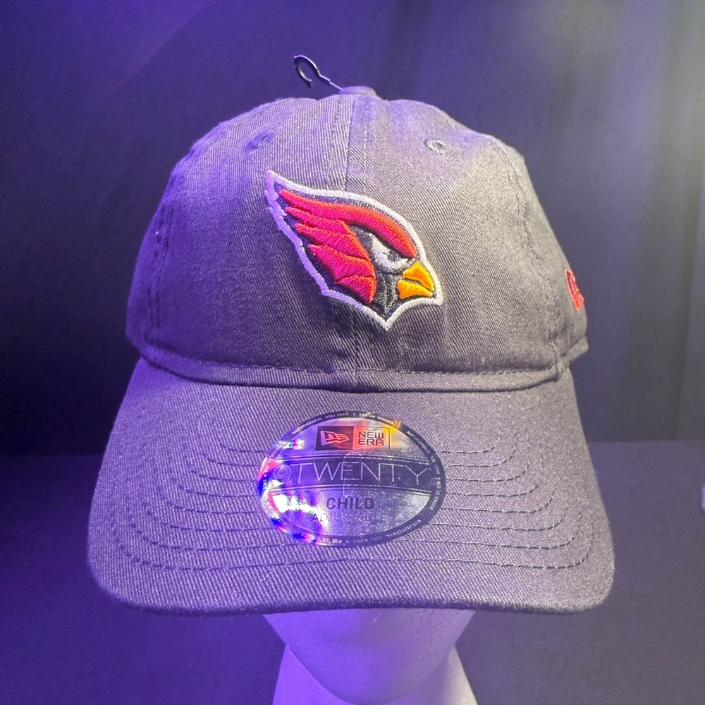 Stitched on lLogo NFL Arizona Cardinals New Era Black 9TWENTY Child Cap NWT - Picture 6 of 9